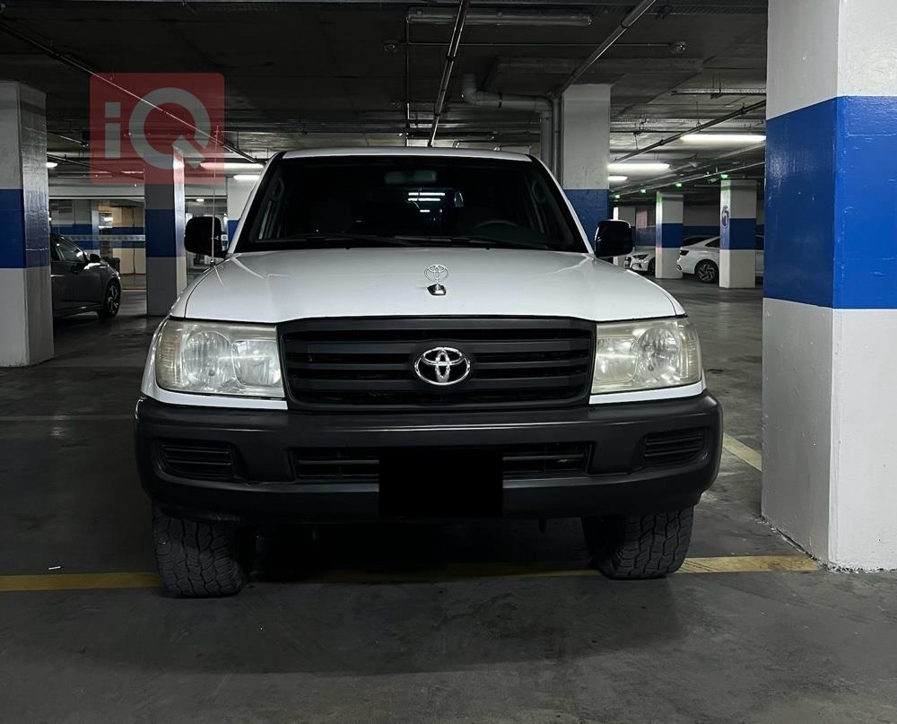 تويوتا لاندكروزر